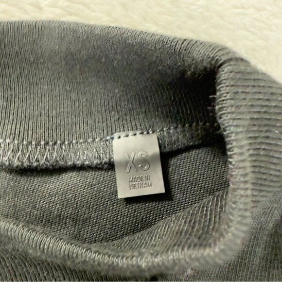 Essentials Fear of God FOG Men's Size XS NWT Oversized Black T-Shirt 100% Cotton - Picture 11 of 15